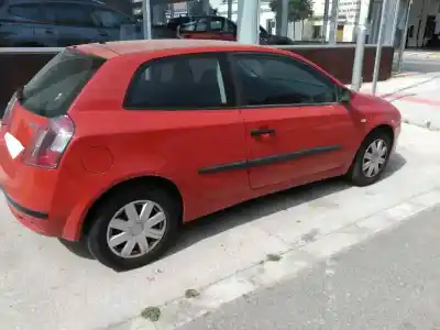 Veicolo di demolizione fiat stilo (192) 1.2 16v dell'anno 2003 alimentato 188a5000