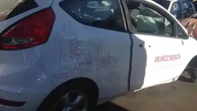 Veicolo di demolizione ford fiesta (cb1) ambiente dell'anno 2011 alimentato kvja