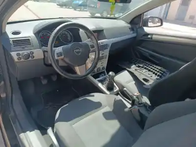 Здавання транспортного засобу opel astra gtc cosmo року 2007 потужний z17dth