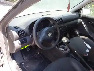 Veicolo di demolizione seat toledo (1m2) select dell'anno 2002 alimentato asv
