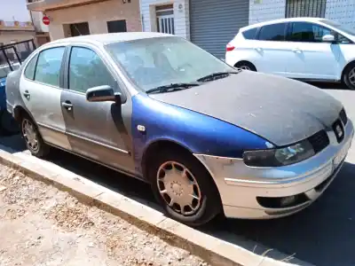 Veicolo di demolizione seat toledo (1m2) select dell'anno 2002 alimentato asv