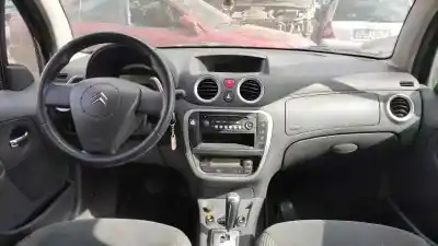 Veicolo di demolizione citroen c3 1.4 16v sensodrive x-tr dell'anno 2005 alimentato kfu