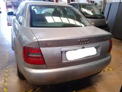 Verschrottungsfahrzeug audi a4 berlina (b5) 1.9 tdi des jahres 1998 angetrieben afn