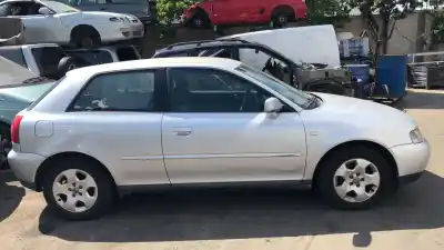Здавання транспортного засобу audi a3 (8l) 1.6 ambiente року 2001 потужний avu