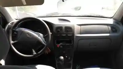 Scrapping Vehicle kia rio ls berlina of the year 2000 powered a5d