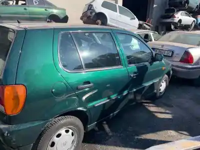 Scrapping Vehicle VOLKSWAGEN POLO BERLINA (6N1) Air of the year 1998 powered APQ