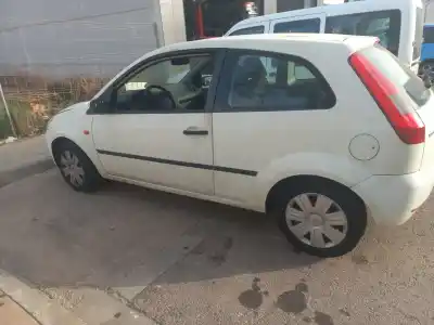 Здавання транспортного засобу ford fiesta (cbk) ambiente року 2004 потужний f6ja