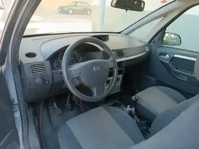 Veicolo di demolizione opel meriva blue line dell'anno 2003 alimentato z16xe