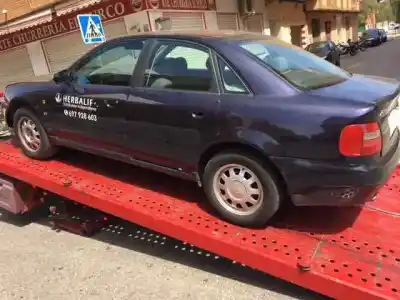 Sloopvoertuig audi a4 berlina (b5) 1.8 t van het jaar 1997 aangedreven aeb