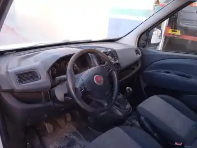 Sloopvoertuig fiat doblo active van het jaar 2012 aangedreven 263a2000