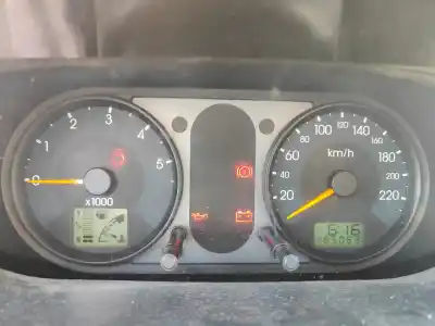 Veículo de Sucata ford fiesta (cbk) ambiente do ano 2002 alimentado f6ja