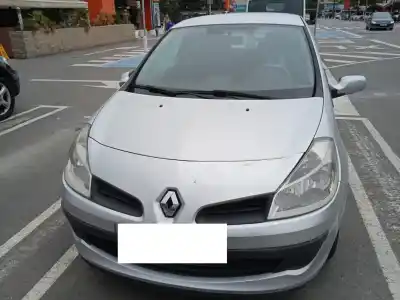 Veículo de Sucata renault clio iii confort dynamique do ano 2006 alimentado k9k766