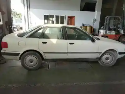 Veicolo di demolizione AUDI 80/90 (893) 80 Comfort Edition dell'anno 1993 alimentato ABK
