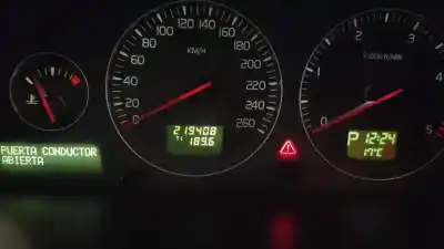 Scrapping Vehicle VOLVO XC90 D5 Kinetic of the year 2005 powered D5244T