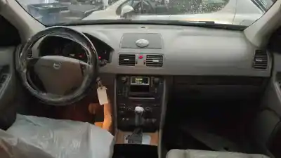 Sloopvoertuig volvo xc90 d5 kinetic van het jaar 2005 aangedreven d5244t