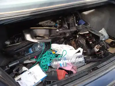 Vehicul casat bmw serie 3 berlina (e46) 320d al anului 2004 alimentat 204d4