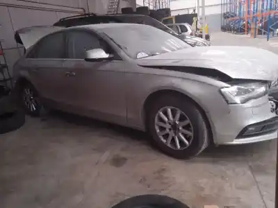 Здавання транспортного засобу AUDI A4 B8 (8K2) 2.0 TDI року 2012 потужний CJCA