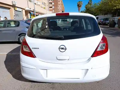 Здавання транспортного засобу opel corsa d selective року 2012 потужний a12xer