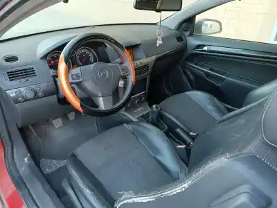 Здавання транспортного засобу opel astra gtc cosmo року 2005 потужний z17dth