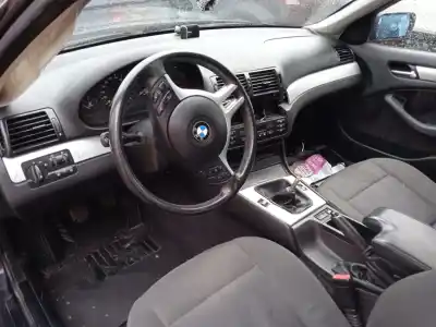 Verschrottungsfahrzeug BMW SERIE 3 BERLINA (E46) 320d des Jahres 2002 angetrieben 204D4