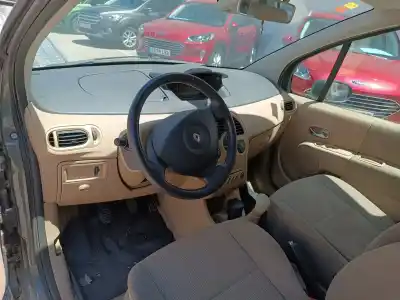 Здавання транспортного засобу renault modus confort dynamique 98 cv / 72 kw року 2004 потужний k4j770