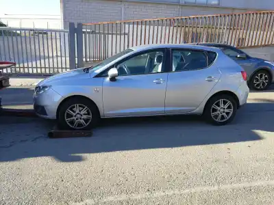 Здавання транспортного засобу SEAT IBIZA (6J5) Stylance / Style року 2010 потужний CAY