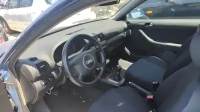 Véhicule à la ferraille audi a3 (8l) 1.9 tdi de l'année 2001 alimenté asv