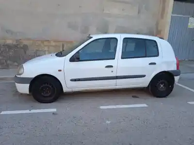 Veículo de Sucata renault clio ii fase i (b/cbo) 1.9 d alize do ano 1998 alimentado f8q630