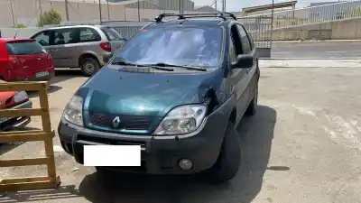 Scrapping Vehicle renault scenic rx4 (ja0) 1.9 dci salomon of the year 2002 powered f9q732