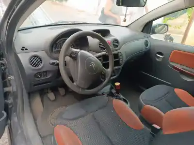 Veicolo di demolizione citroen c2 cool dell'anno 2004 alimentato 8hx