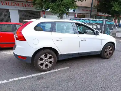 Vehicul casat volvo                                              xc60                                                                                                                                                                                                                                                       kinetic 2wd                                                                                                                                                                                                                                                al anului 2009 alimentat d5244t14