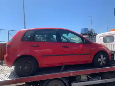 Veículo de Sucata ford fiesta (cbk) ambiente do ano 2002 alimentado f6ja