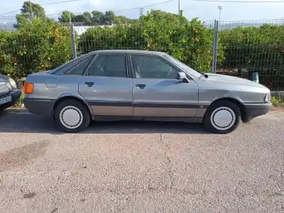 Veicolo di demolizione audi 80/90 (893) 80 dell'anno 1990 alimentato dz