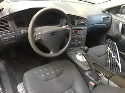 Veículo de Sucata volvo s60 i (384) 2.4 do ano 2001 alimentado b5244s2