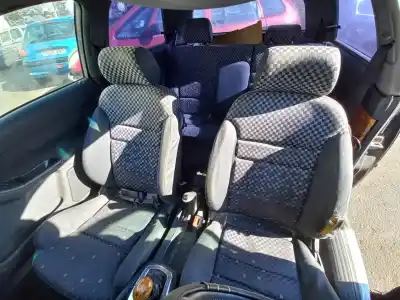 Здавання транспортного засобу audi a3 (8l1) 1.8 t року 1998 потужний agu