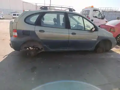 Scrapping Vehicle renault scenic rx4 (ja0) 1.9 dci salomon of the year 2002 powered f9q740