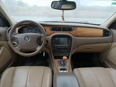 Scrapping Vehicle jaguar s-type 2.7 v6 diesel cat of the year 2005 powered 7b