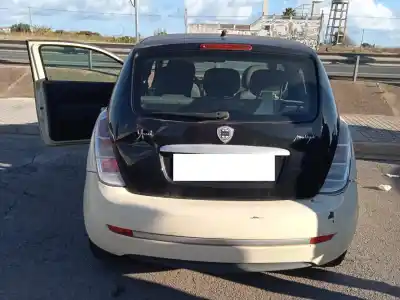 Veículo de Sucata lancia ypsilon (101) 1.3 multijet 16v oro (10.2006->) 75 cv / 55 kw do ano 2007 alimentado 199a2000