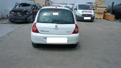 Здавання транспортного засобу renault clio ii fase ii (b/cb0) authentique року 2006 потужний d7f726