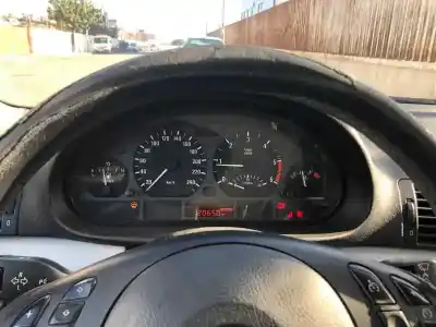 Scrapping Vehicle bmw 3 compact (e46) 320 td of the year 2003 powered 204d4