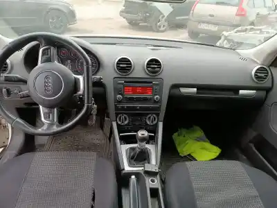 Veículo de Sucata audi a3 (8p1) 2.0 tdi 16v do ano 2010 alimentado cffb