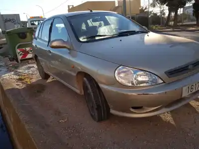 Veículo de Sucata kia rio ipanema berlina do ano 2002 alimentado a3e