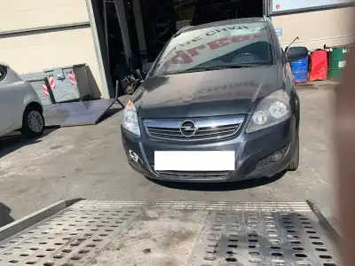 Veículo de Sucata opel zafira b cosmo do ano 2011 alimentado a17dtr