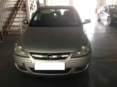 Sloopvoertuig opel corsa c blue line van het jaar 2006 aangedreven z13dt