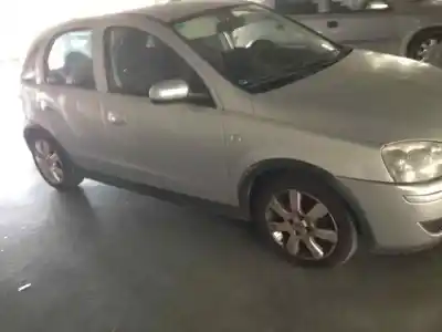 Sloopvoertuig opel corsa c blue line van het jaar 2006 aangedreven z13dt