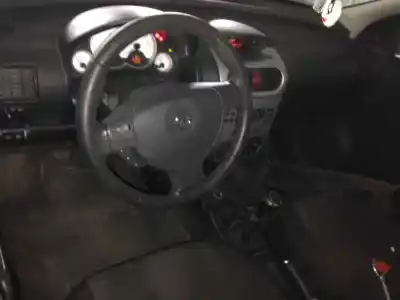 Sloopvoertuig opel corsa c blue line van het jaar 2006 aangedreven z13dt