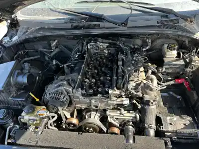 Veículo de Sucata KIA SORENTO 2.5 CRDi Concept do ano 2008 alimentado D4CB