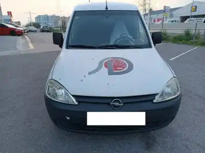 Veicolo di demolizione opel combo familiar dell'anno 2006 alimentato z13dt