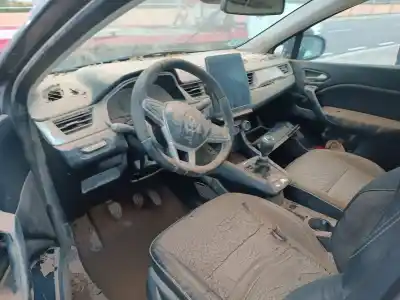 Veículo de Sucata renault captur ii zen 91 cv / 67 kw do ano 2022 alimentado h4d