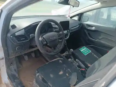 Veículo de Sucata ford fiesta (ce1) limited edition 74 cv / 55 kw do ano 2021 alimentado fsja